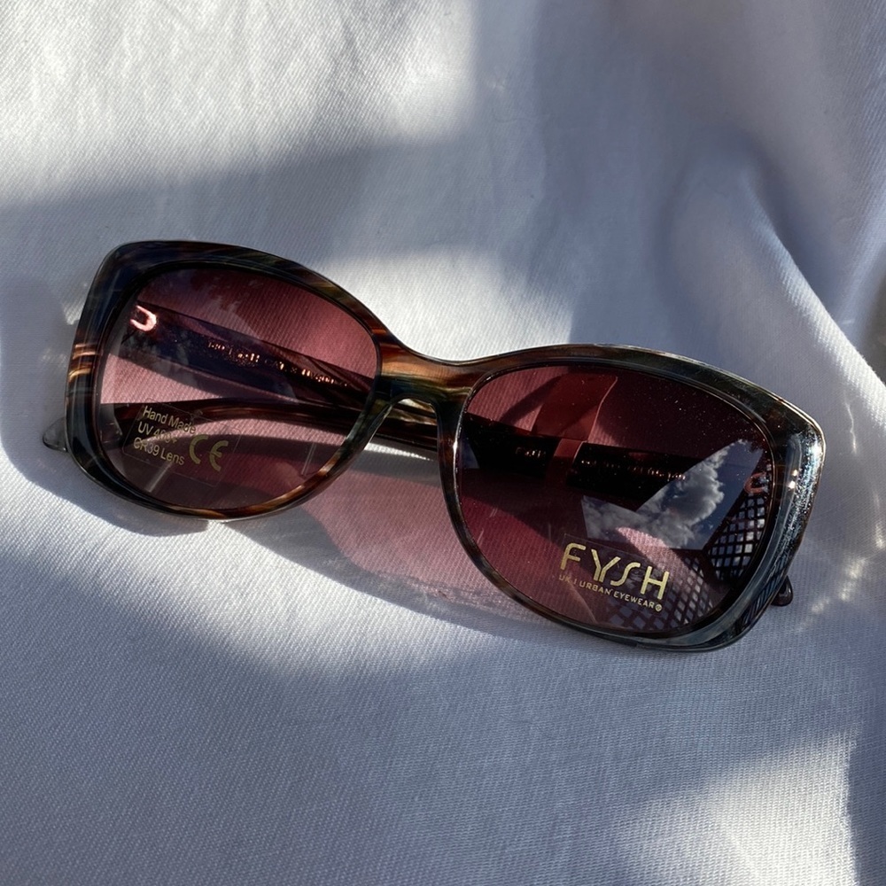 Fysh Sunglasses